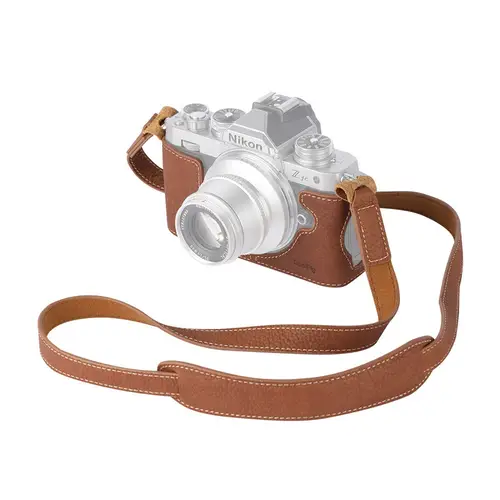 SmallRig 3481 Halbledertasche mit Schulterriemen für Nikon Z fc