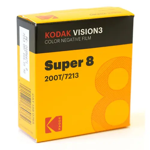 Kodak Vision3 200T/7213, 8 mm x 15 m Perf. 1R Schmalfilm
