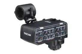 Tascam CA-XLR2d-F XLR-Mikrofonadapter